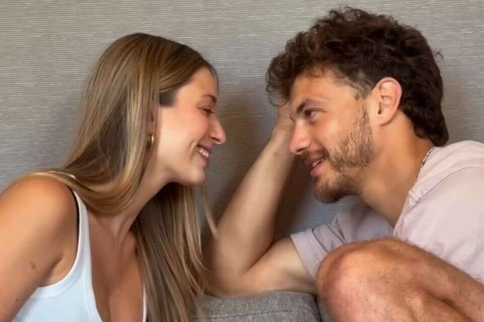 כוכבי ״כשהגלים מתחזקים״ עושים את זה רשמי , אינסטגרם