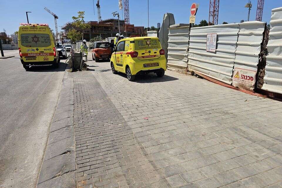 פועל נפל מאתר בנייה בלוד  , תיעוד מבצעי מד"א