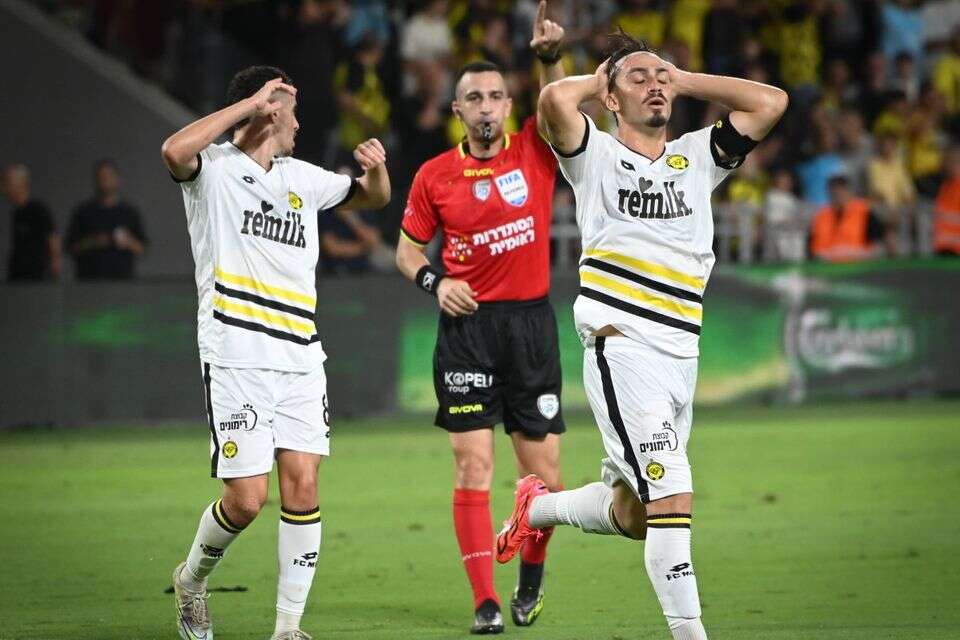 עוז בילו ודולב חזיזה , ברני ארדוב