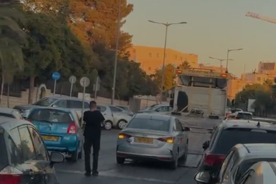 רכב הקמפיין של בנט , ללא