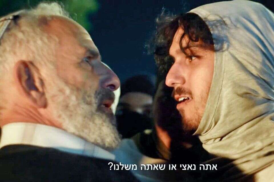 שובר כמה ביצים. שי אביבי על הגבעה , קשת 12