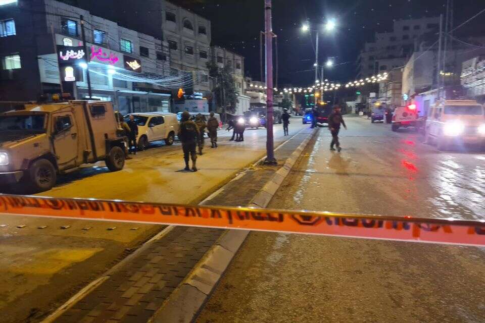 נתיב ההברחה. הדרך המובילה אל שיאו של הספר רצופה הצלחות מודיעיניות ומניעים שלא הובהרו עד תומם , TPS