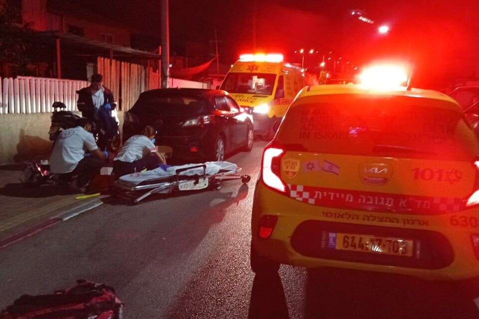 רוכב אופנוע בן 24 נפצע במהלך רכיבה בנתניה, מצבו קשה , מד"א