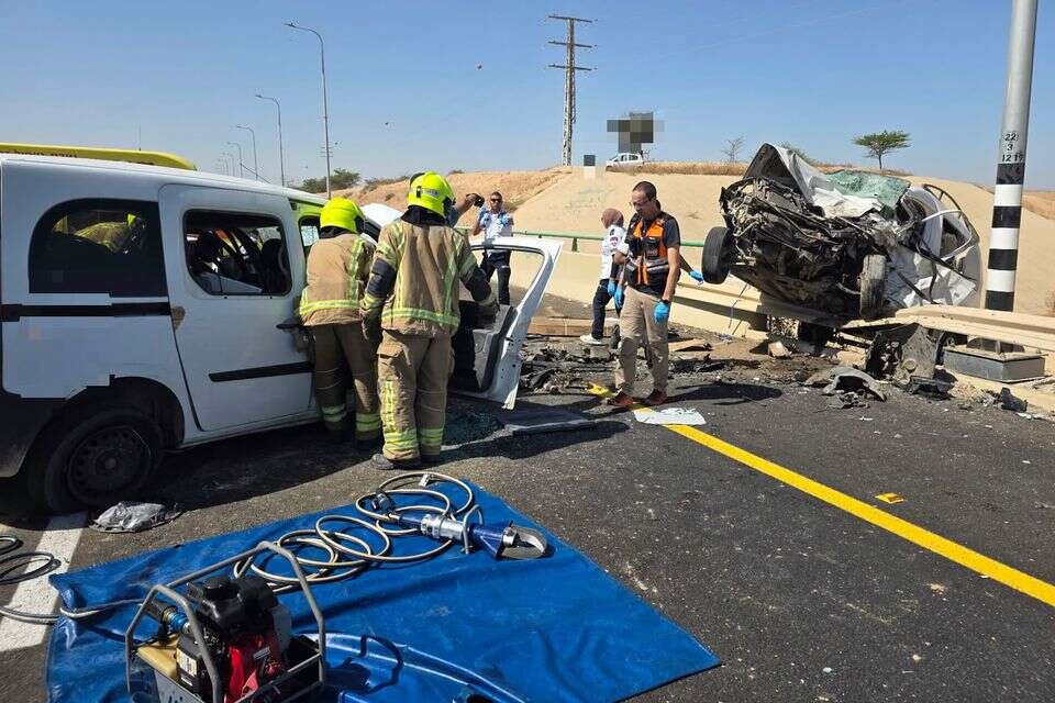 תאונה דרכים קשה. שני גברים כבני 30 נהרגו , דוברות מד"א