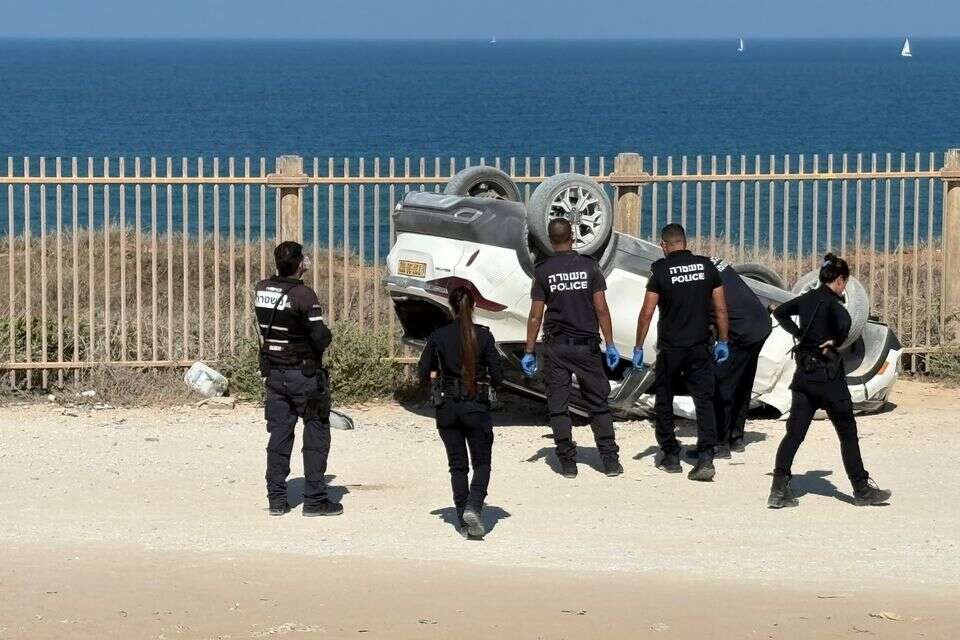 הרכב הגנוב בזירת התאונה בחוף הצוק בת"א , השימוש נעשה לפי סעיף 27א' לחוק זכויות יוצרים
