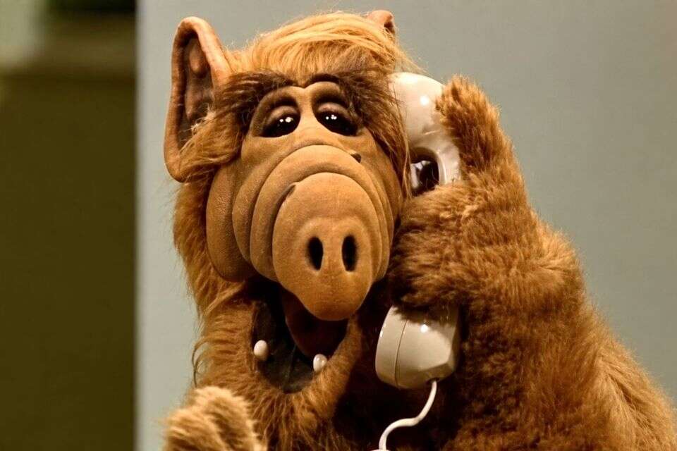 הסדרה "אלף" (ALF) , צילום מסך