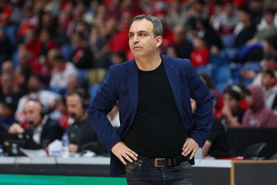 אלעד חסין. חוזר לליגת העל אחרי כמעט שנתיים , לירון מולדובן