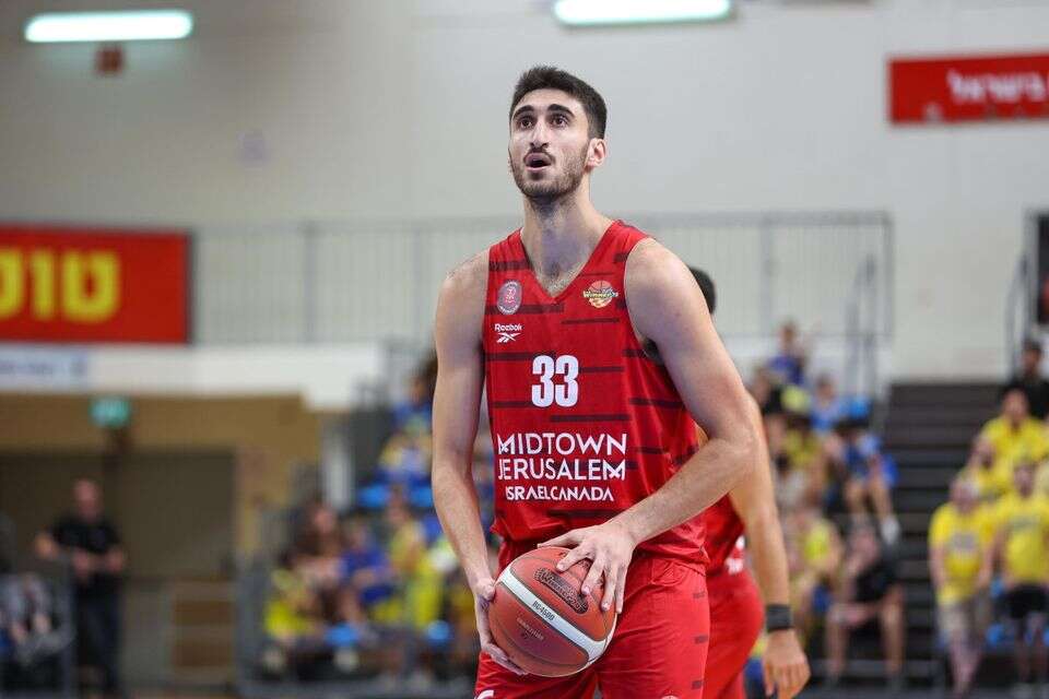 גבי צ'אצ'אשווילי , לירון מולדובן