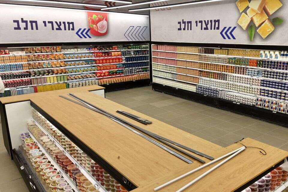 הדמיית הסניף החדש של "100 ומעבר" , ללא
