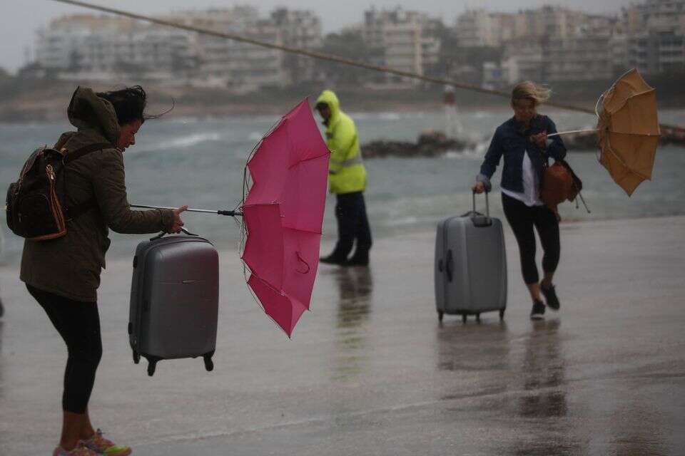 אזהרת חירום של השירות המטאורולוגי ביוון למטיילים ׁ(ארכיון) , EPA