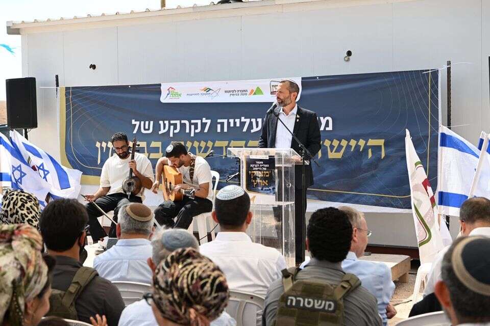 היישוב החדש במזרח בנימין יוצא לדרך , שחר כהן דוברות בנימין