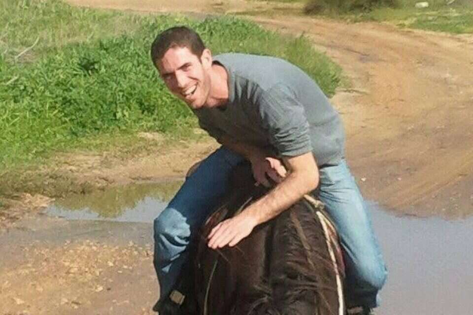 נריה לייטר, בנו של שגריר ישראל בארה"ב יחיאל לייטר , ללא