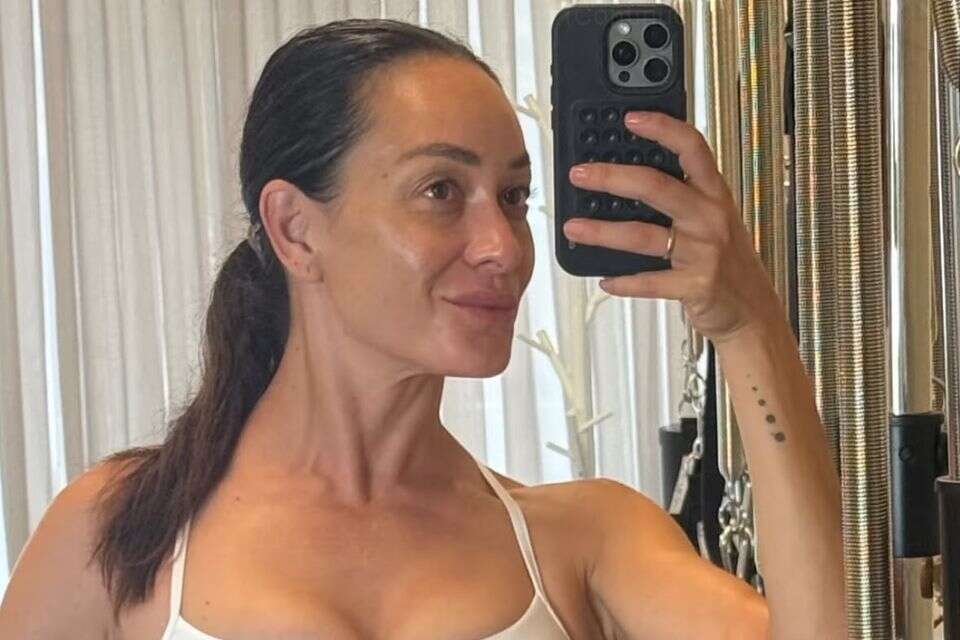 הצעד האמיץ של אנה ארונוב , אינסטגרם