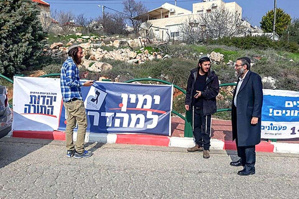 ח"כ גפני בסיור בחירות ביו"ש, באחד מסבבי 2020 , 27א'