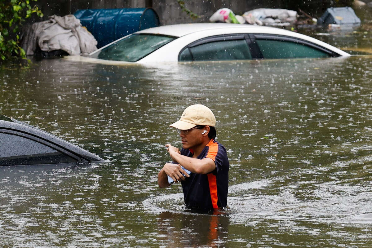 Heavy Flooding in Bangkok: Severe Disruptions in Thailand's Capital