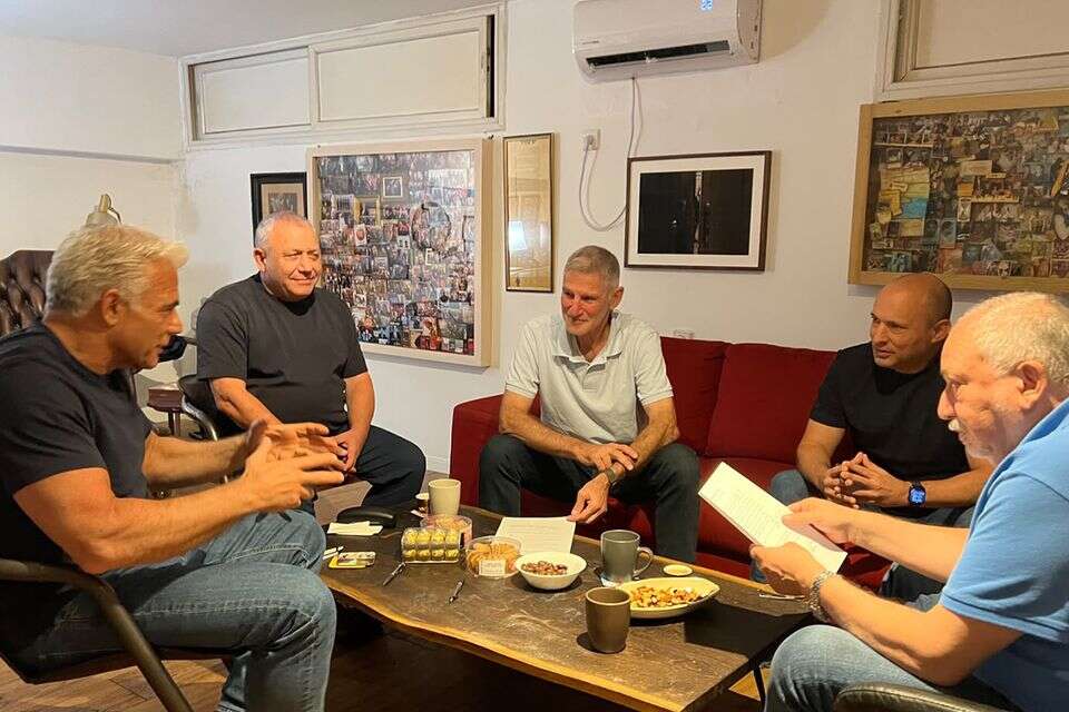 ראשי האופוזיציה בביתו של יאיר לפיד , ליהיא לפיד