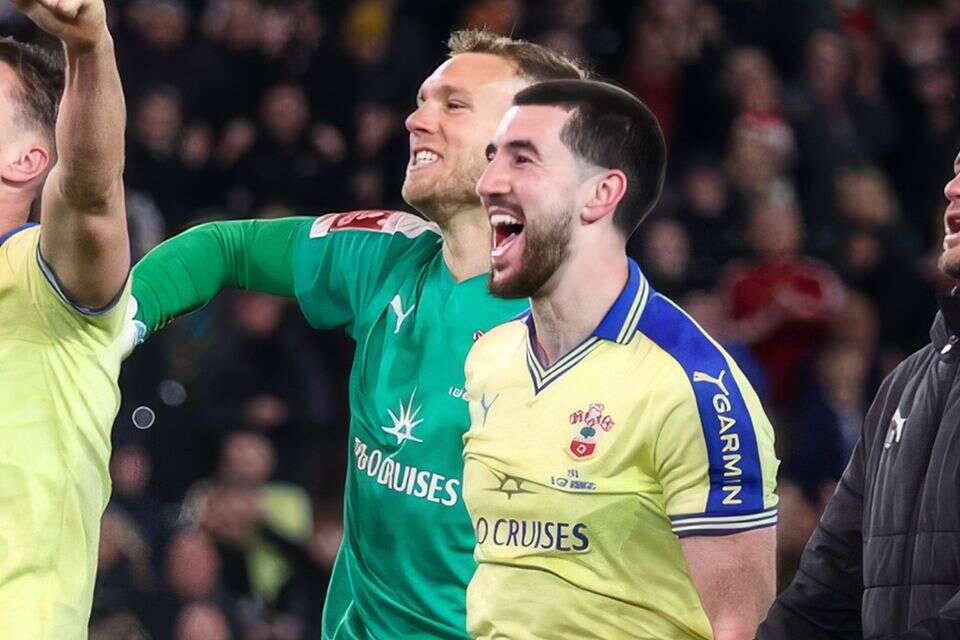 פין עזז ודניאל פרץ , Getty images