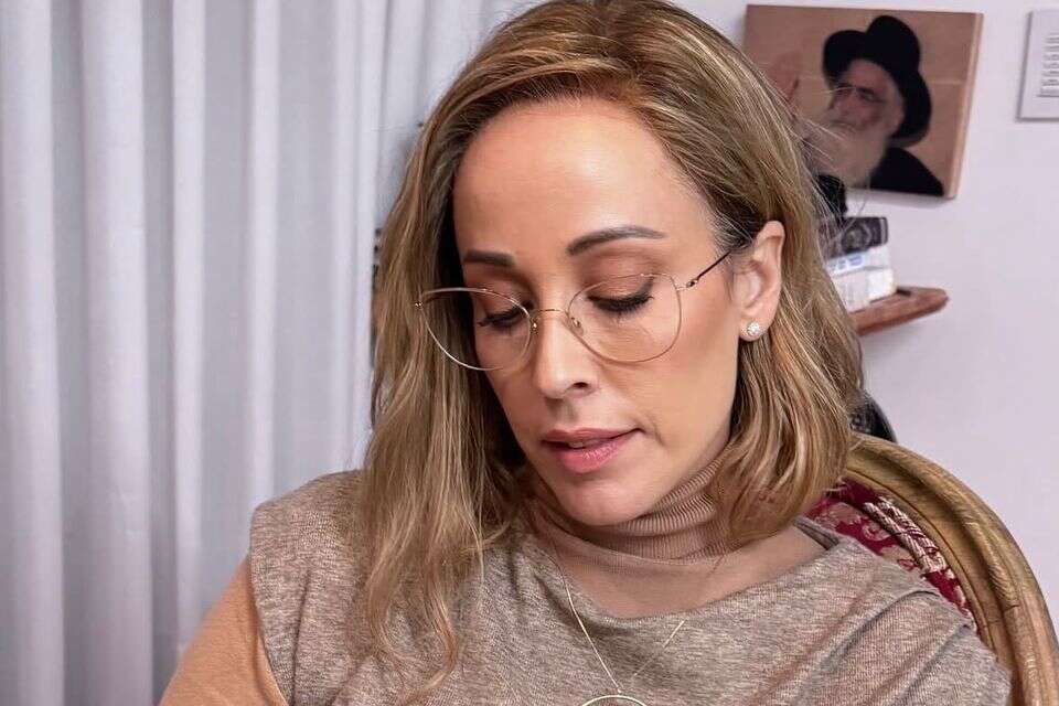קרועה. הווידוי של עדן הראל , אינסטגרם