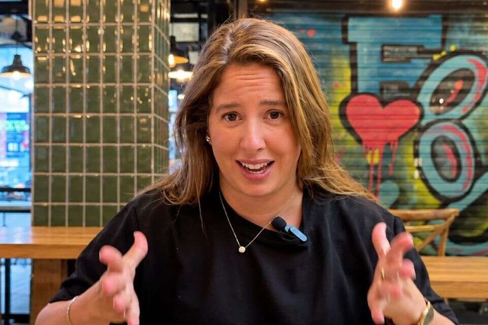 דניאל עמית , שימוש לפי סעיף 27א לחוק זכויות יוצרים