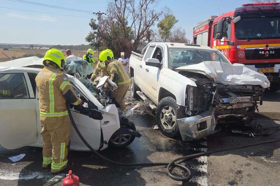 עוד יום, עוד תאונה שעולה בחיי אדם. זירת התאונה בסמוך לצומת איבים , חמ"ל מבצעי מד"א