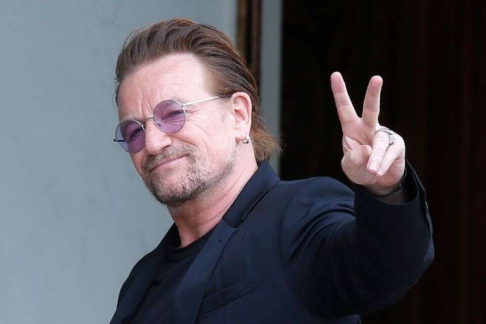 בונו, סולן U2 , AP