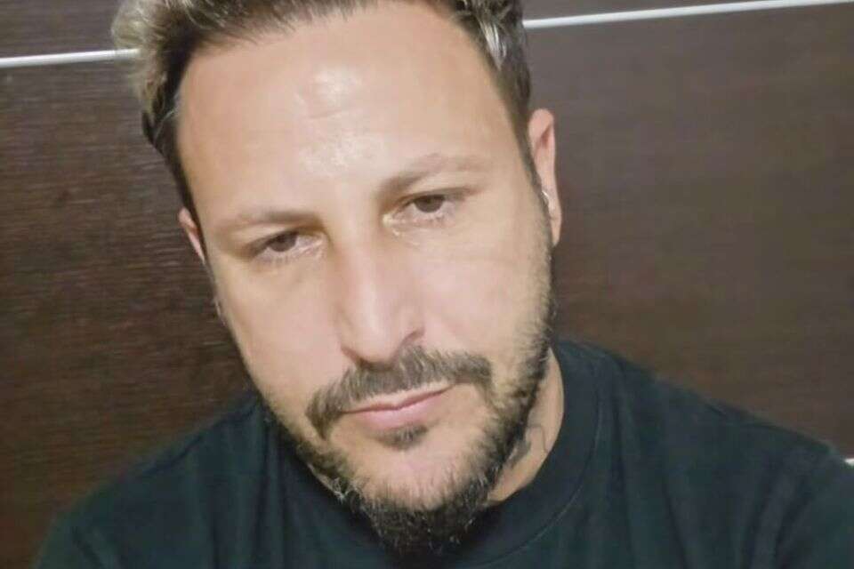 אוהד בוזגלו , אינסטגרם