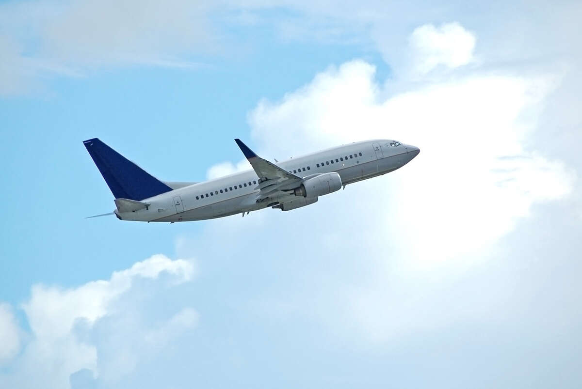 Suspected Ebola case in Israel: Passenger who returned from Congo hospitalized in isolation