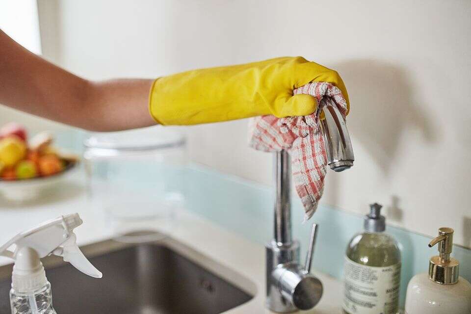 מטלית מטבח ניקיון , istockphoto