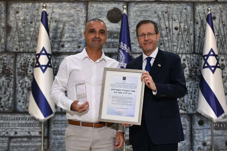 יניב חיון - האם הפעולה אכן הצילה את המטוס , דוברות בית הנשיא