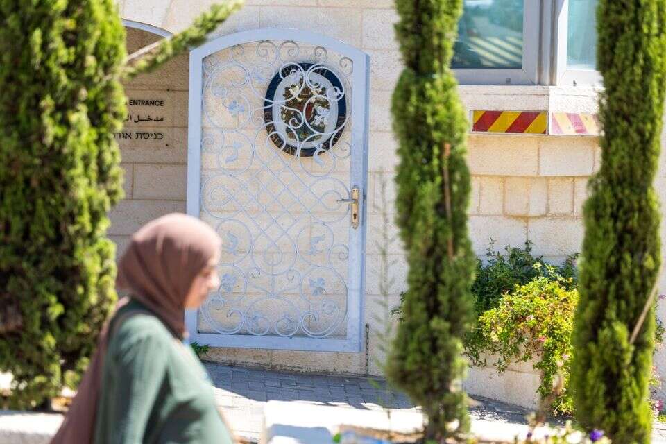 הקונסוליה הבריטית במזרח ירושלים , אורן בן חקון