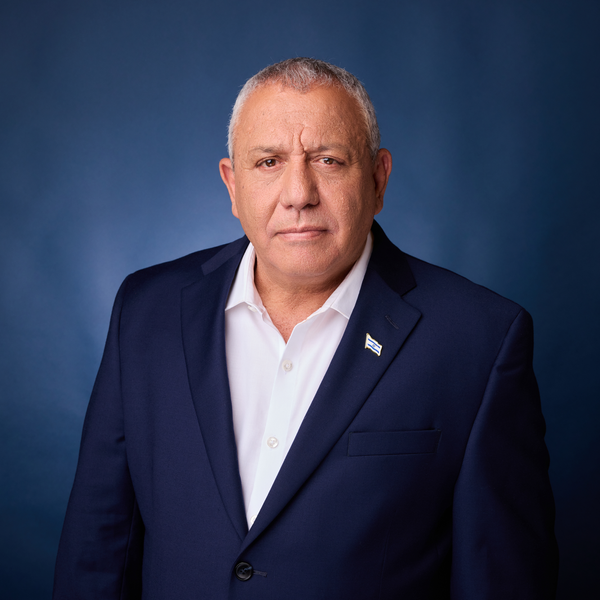 "כל מי שהיה ב-7 באוקטובר בתפקיד מנהיגותי חייב להתפטר מהחיים הפוליטיים": גדי איזנקוט במסר ברור