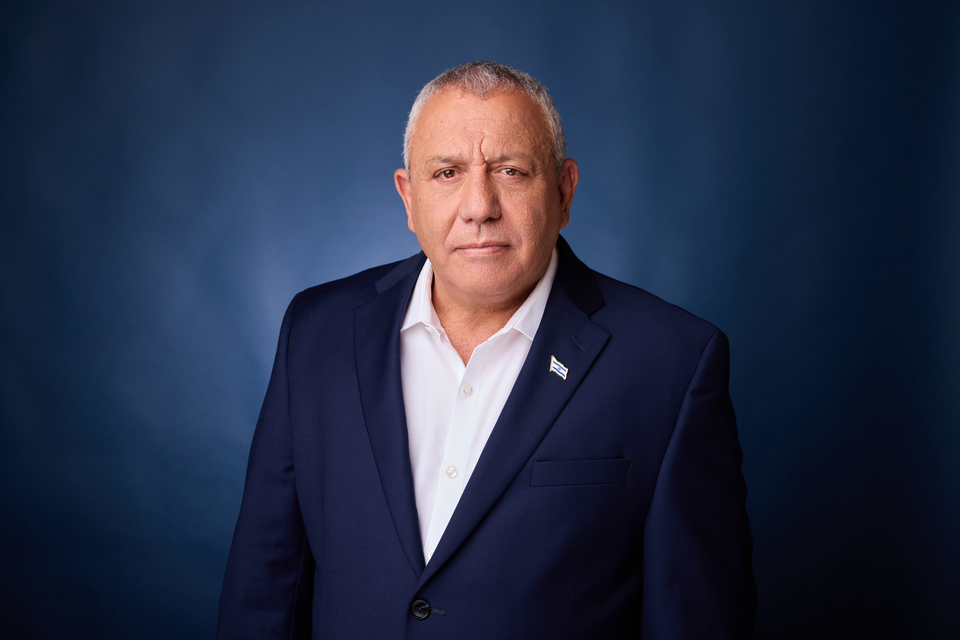 "כל מי שהיה ב-7 באוקטובר בתפקיד מנהיגותי חייב להתפטר מהחיים הפוליטיים": גדי איזנקוט במסר ברור