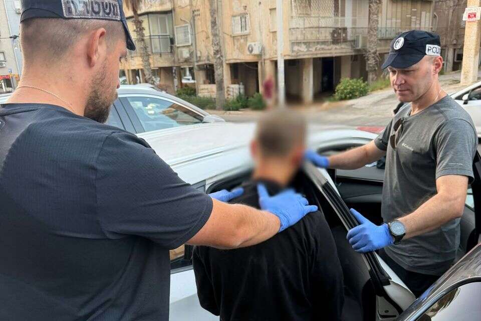 בו 18 חשוד שתקף בן 70 בכבישים , דוברות המשטרה