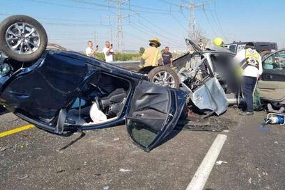 זירת התאונה הקטלנית בכביש 5 , תיעוד מבצעי מד"א