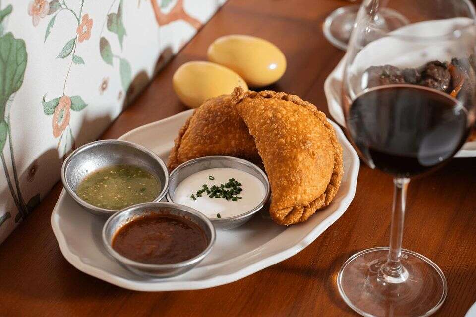 ל'מאיה הלטינית , אלון ולנסי