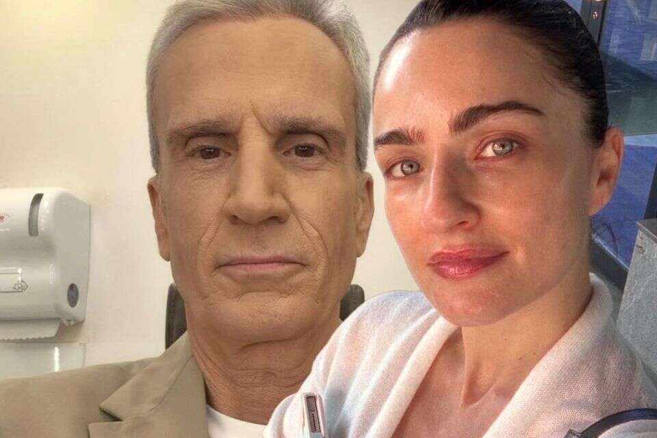 אניה בוקשטיין ואברי גלעד , אינסטגרם