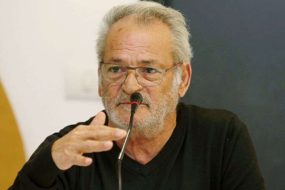 יעקב בוזגלו , אלן שיבר