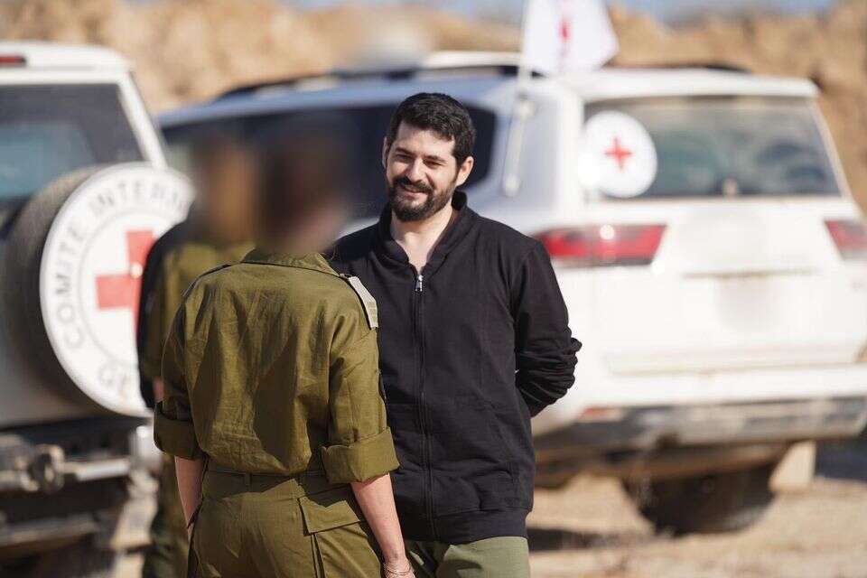 שנה שלמה שעברה בשנייה. זיו ברמן , דובר צהל