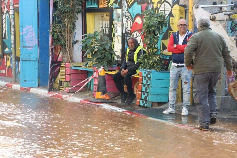 הצפה ברחוב אברבנאל בשכונת פלורנטין, תל אביב , ניר פקין