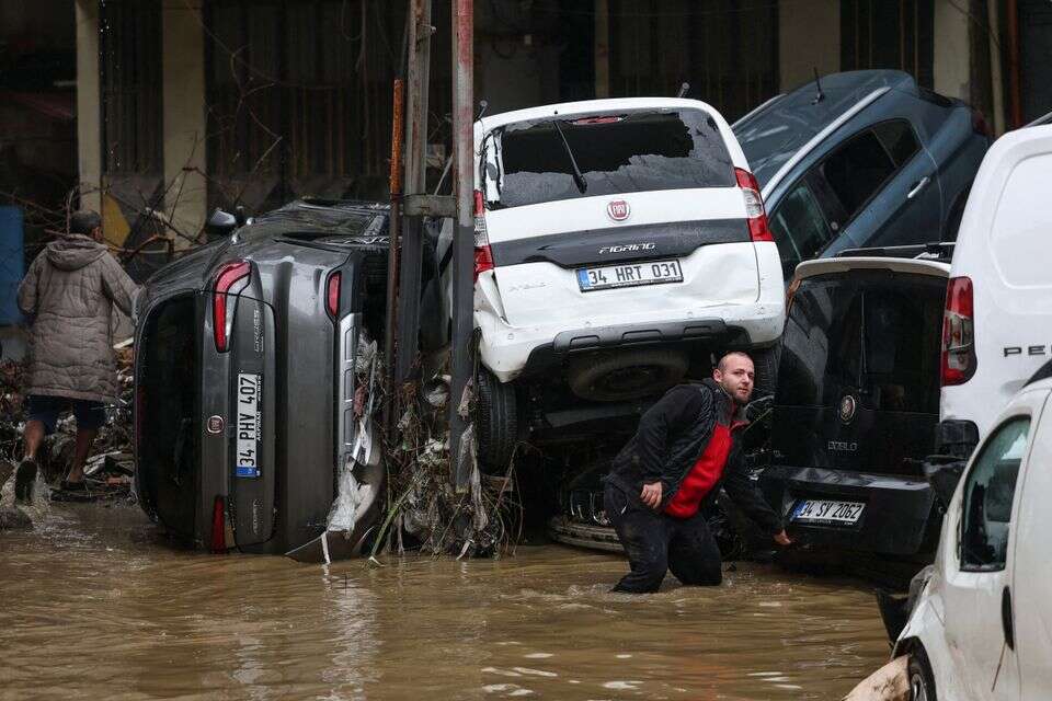 כאוס בעקבות הצפות באיסטנבול, היום , רויטרס