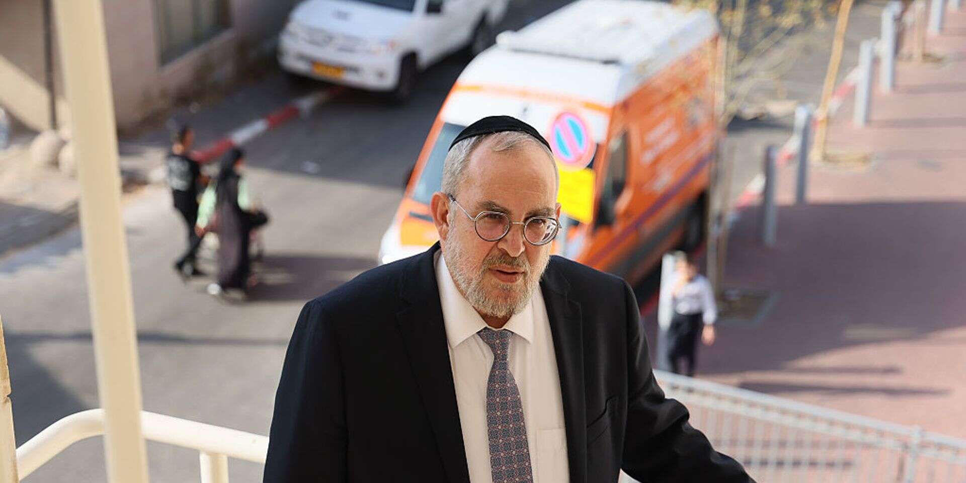 "הפוליטיקאים החילונים לא יותר טובים מאיתנו בכלום. הם לא ישנו אותנו". יו"ר יהדות התורה יעקב אשר , יהונתן שאול