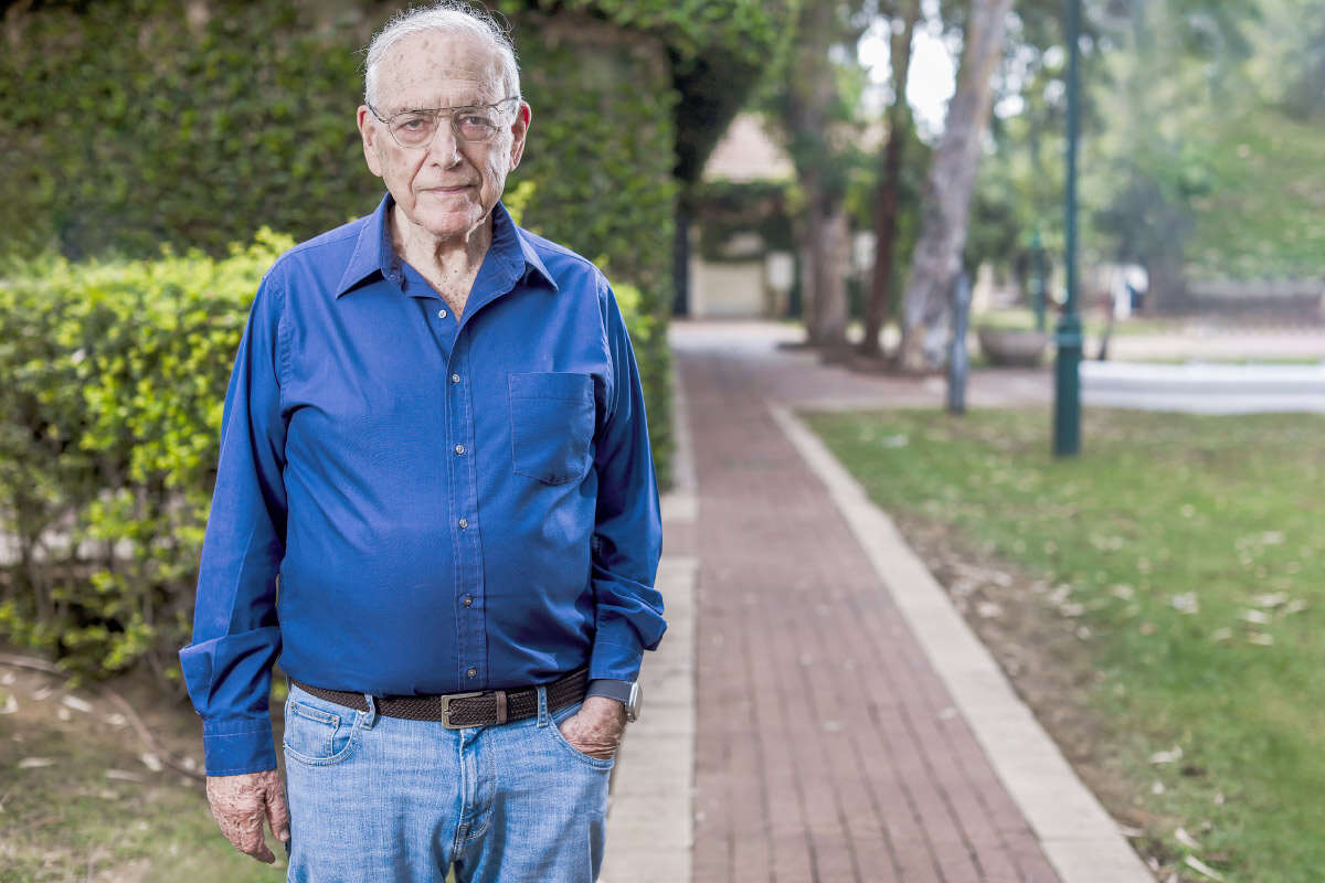 פרופ' אוריאל רייכמן ,