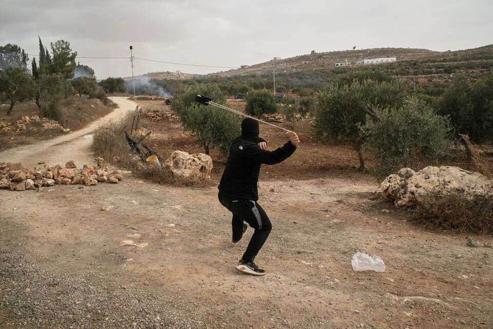 מתפרעים ביהודה ושומרון , רויטרס
