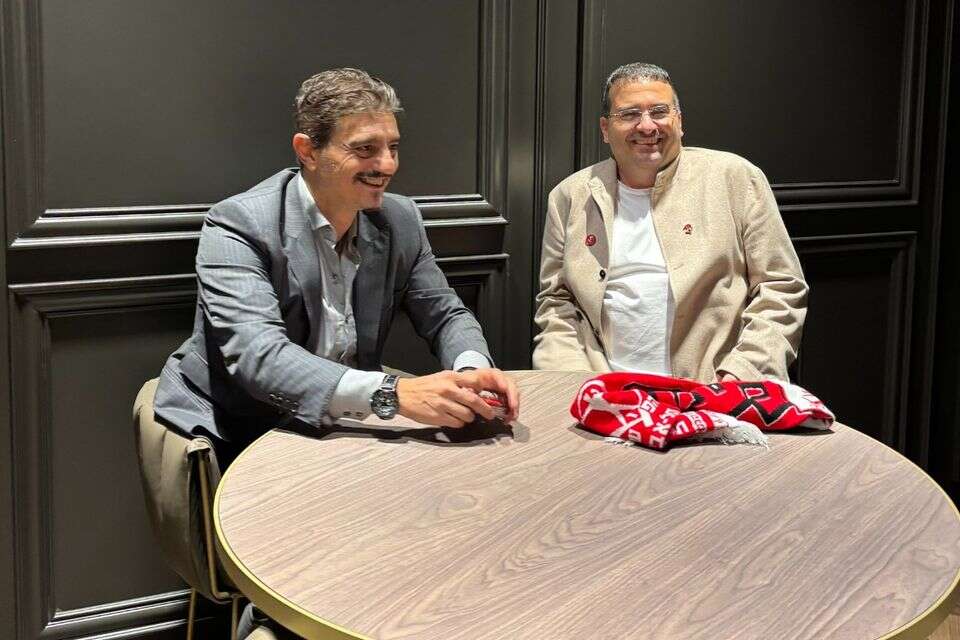 עופר ינאי ודימיטריס ינאקופולוס ,