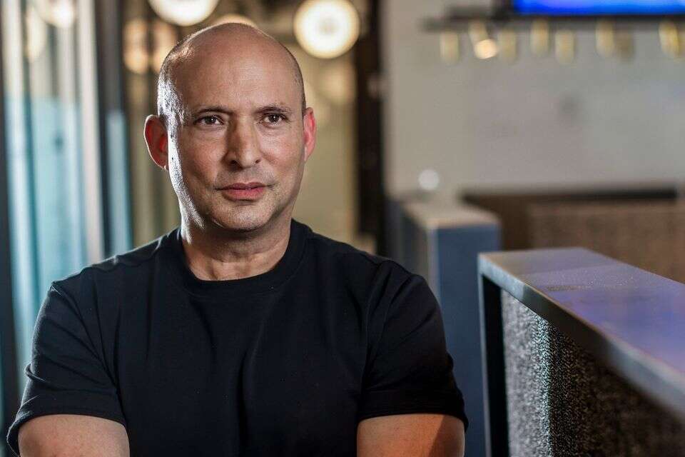 נפתלי בנט , יהושע יוסף