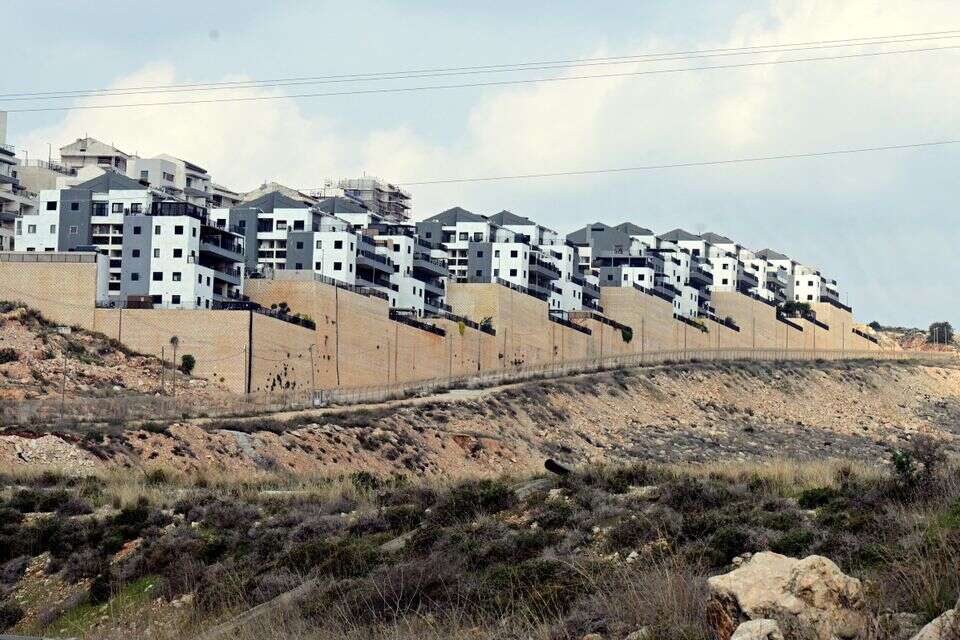 מערב בנימין , יוסי זליגר