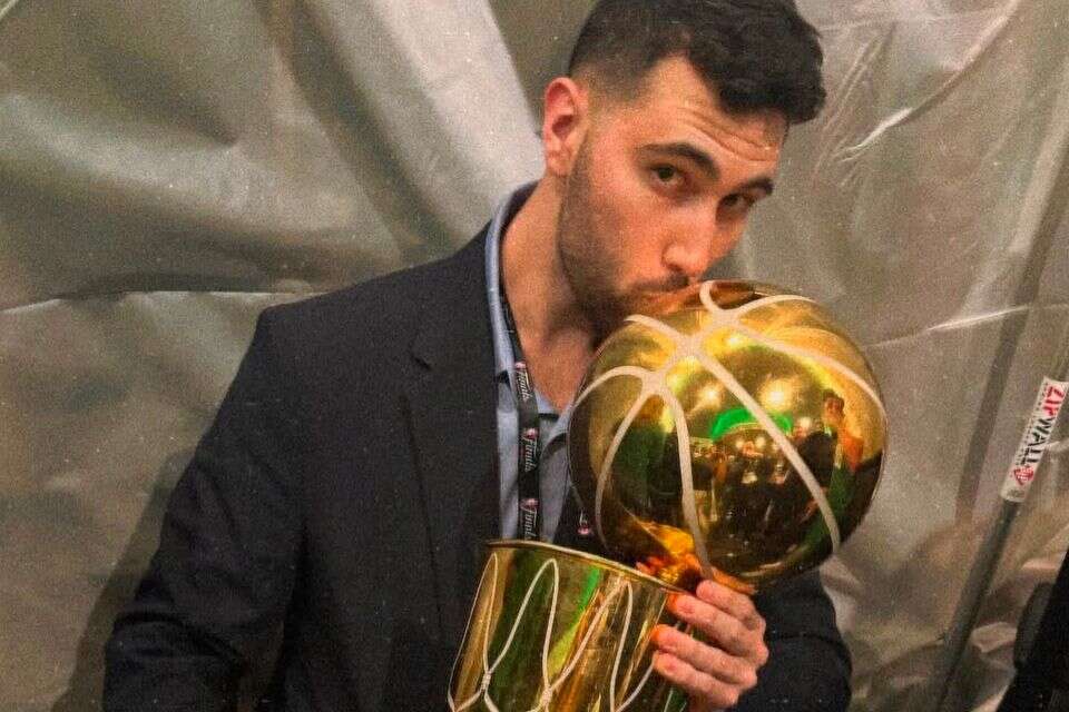 יואב מודעי , ללא