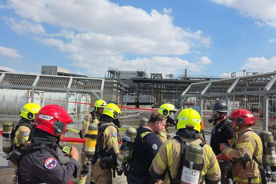 כוחות בדליפה באינטל , ללא