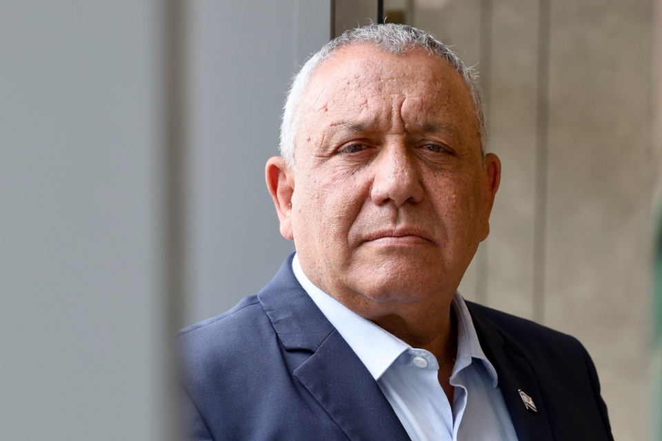 גדי איזנקוט  , אורן כהן