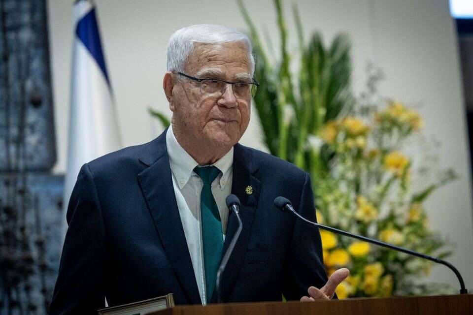 יעקב שחר
 , אורן בן חקון